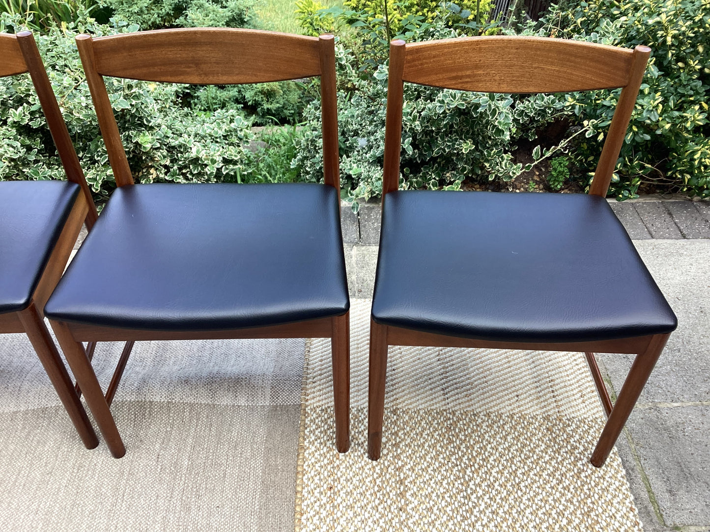 McIntosh Mid Century Teak Oval Extending Dining Table With 4 McIntosh Dining Chairs