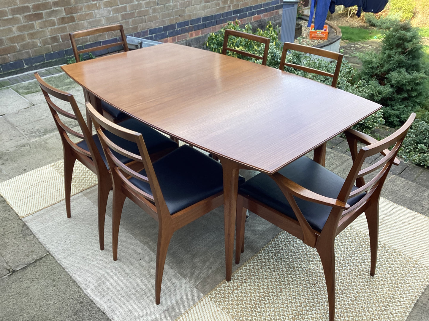 McIntosh Mid Century Teak Extending Dining Table With 6 McIntosh Dining Chairs